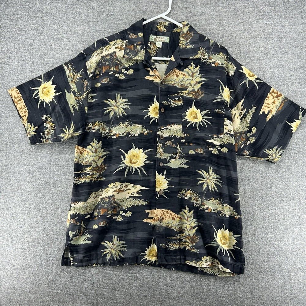 Tommy Bahama Shirt Men Medium Tropical 100%‎ Silk Short Sleeve Button Up